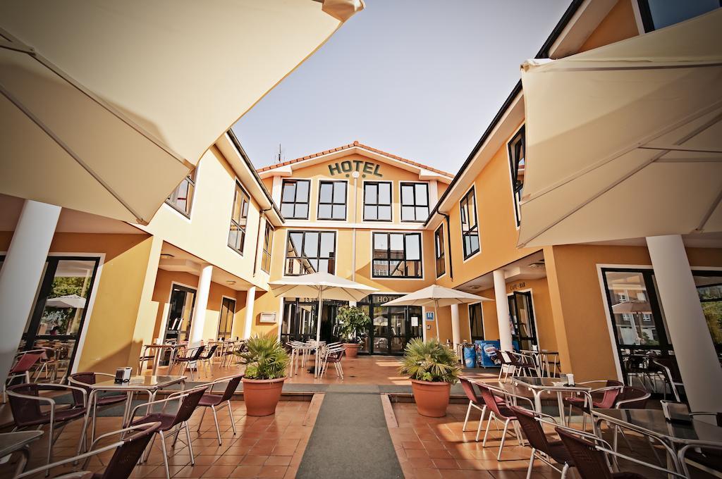 ביידרס בלנקס Hotel Piedras מראה חיצוני תמונה